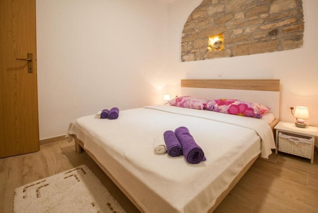 Photo of Bedroom in Pomer