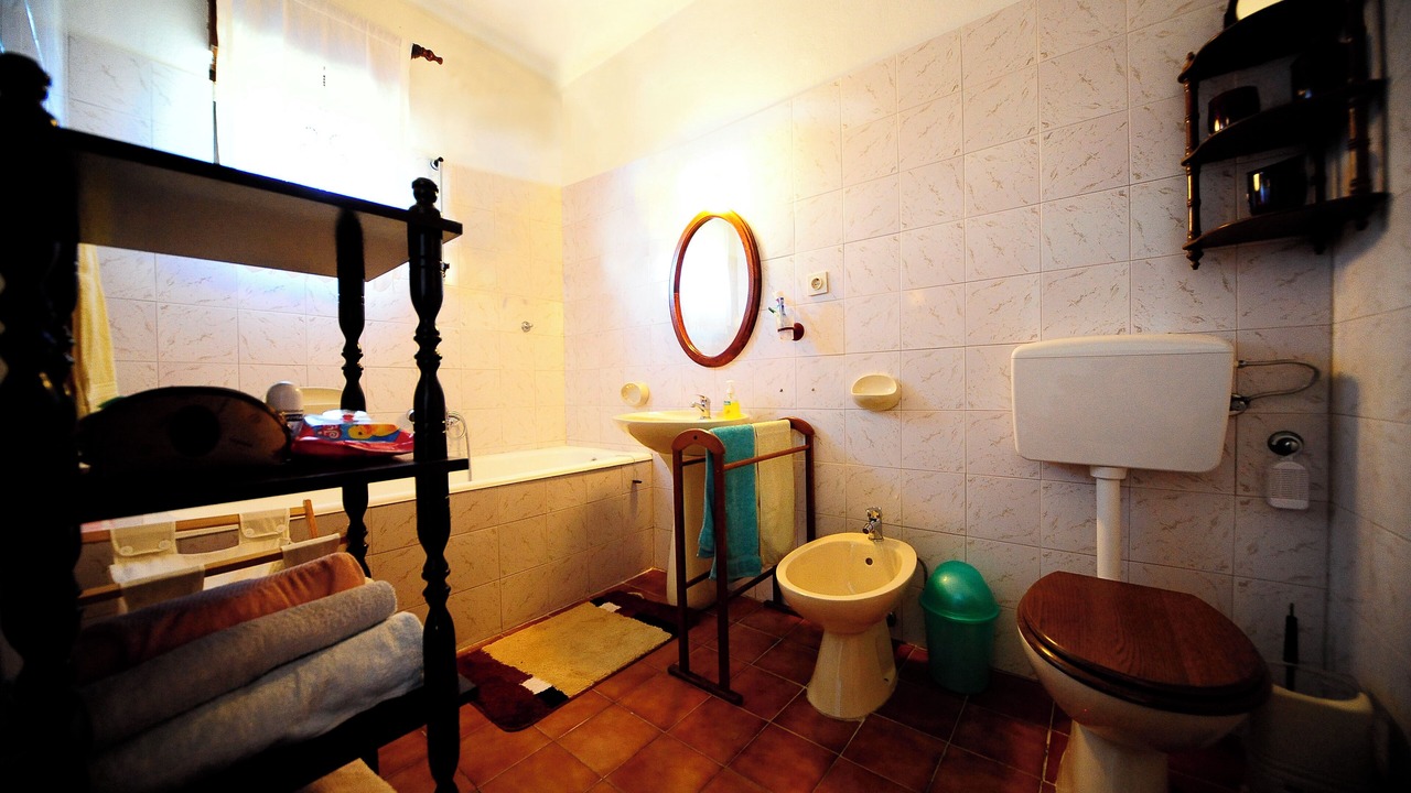 Photo of Bathroom in Slime