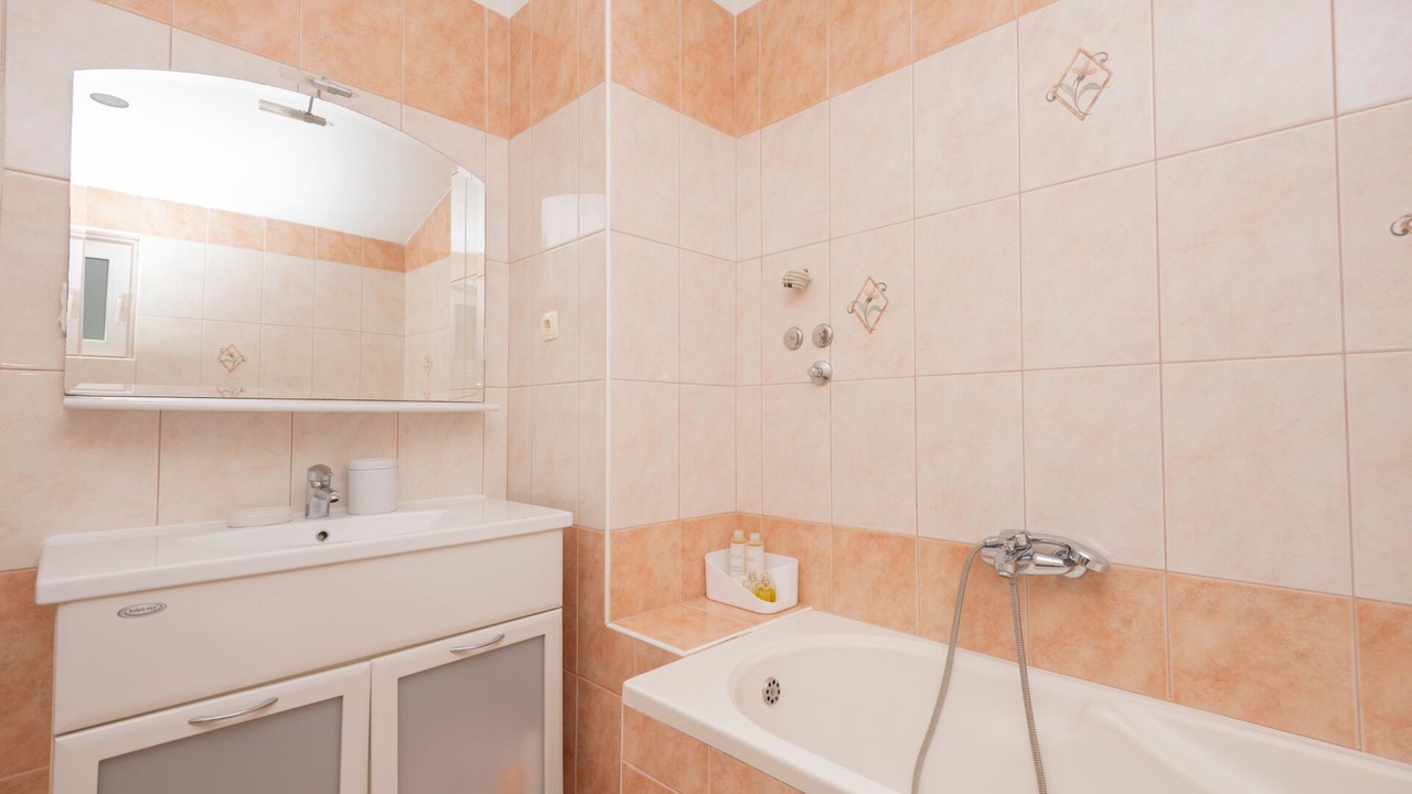 Photo of Bathroom in Bidol