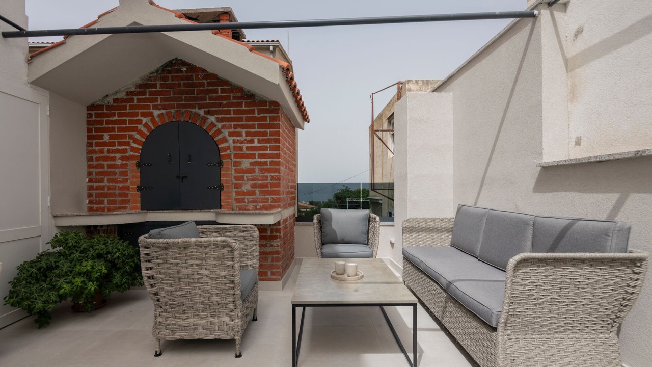 Photo of Patio Balcony in Bidol