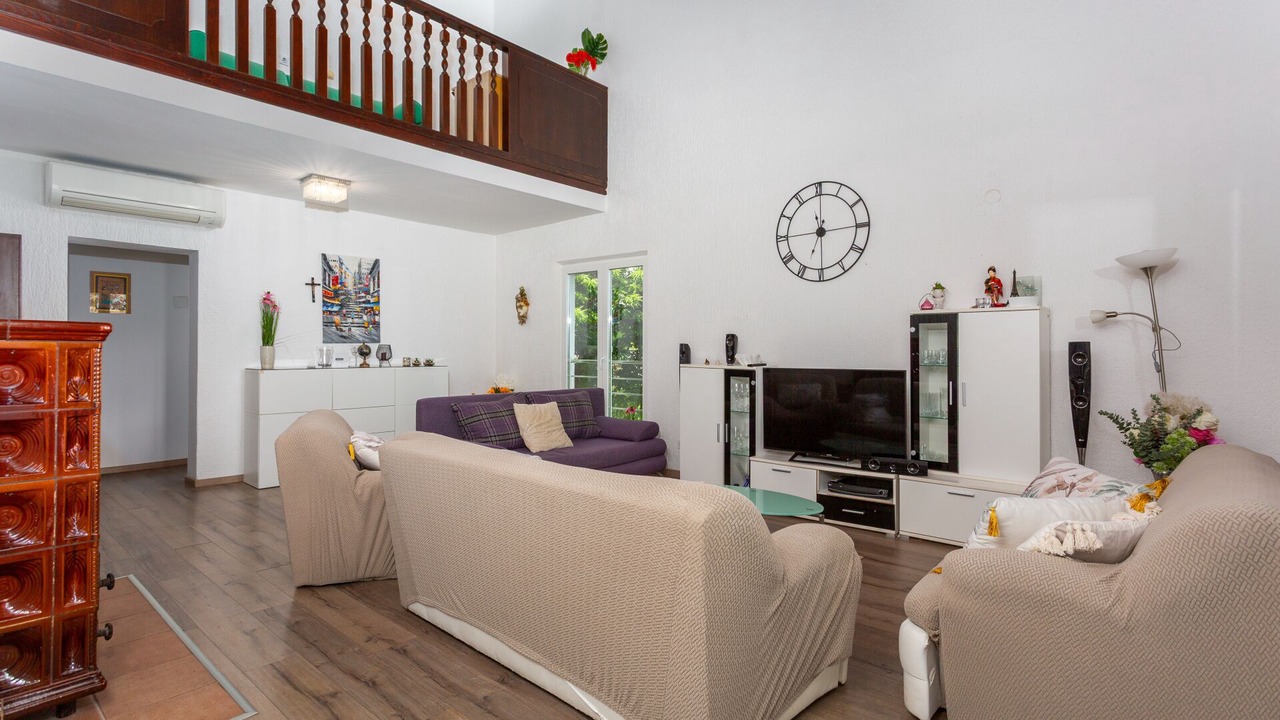 Photo of Livingroom in Liganj