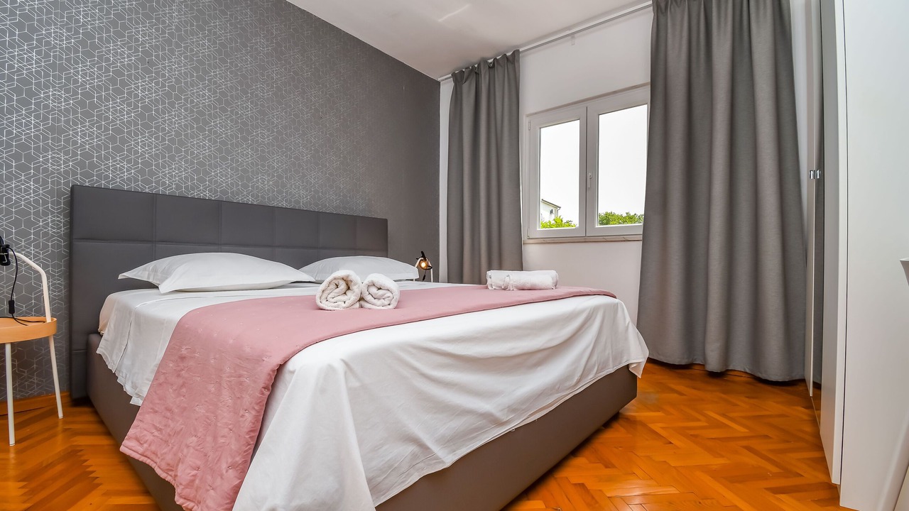 Photo of Bedroom in Okrug Donji