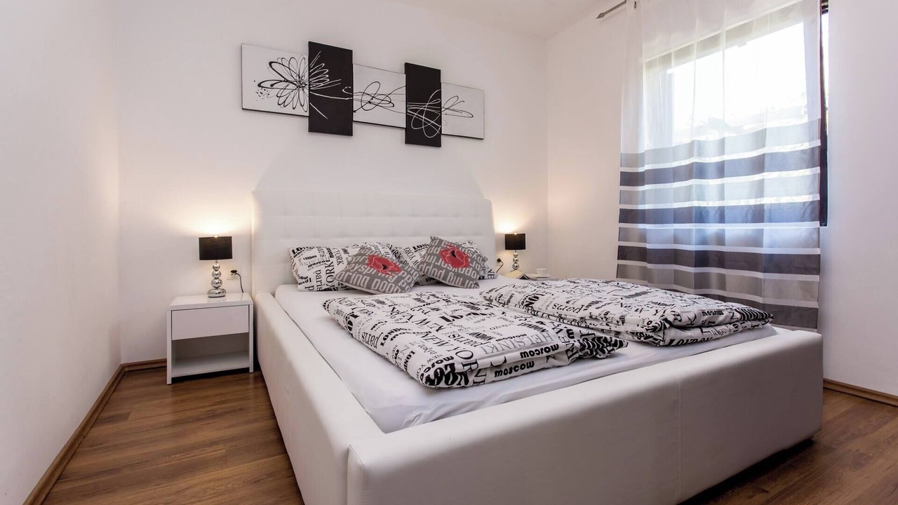 Photo of Bedroom in Silo