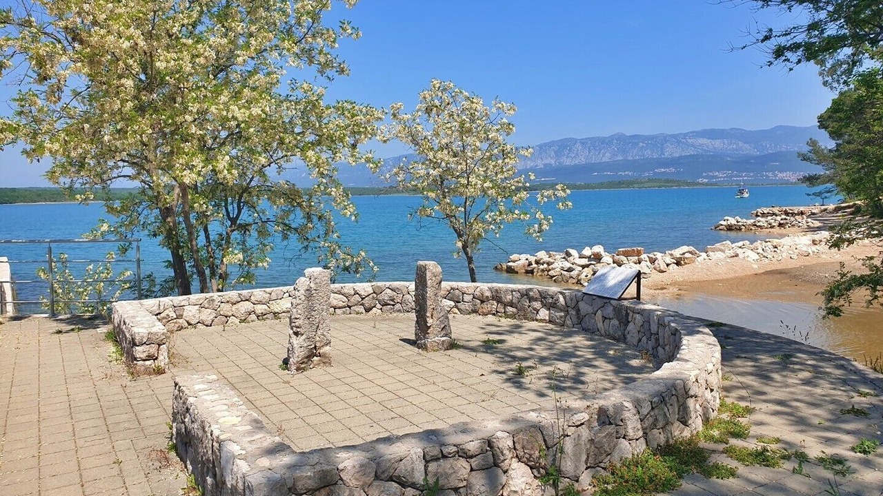 Photo of Outdoor in Soline