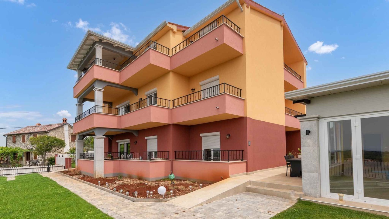 Photo of Outdoor in Materada
