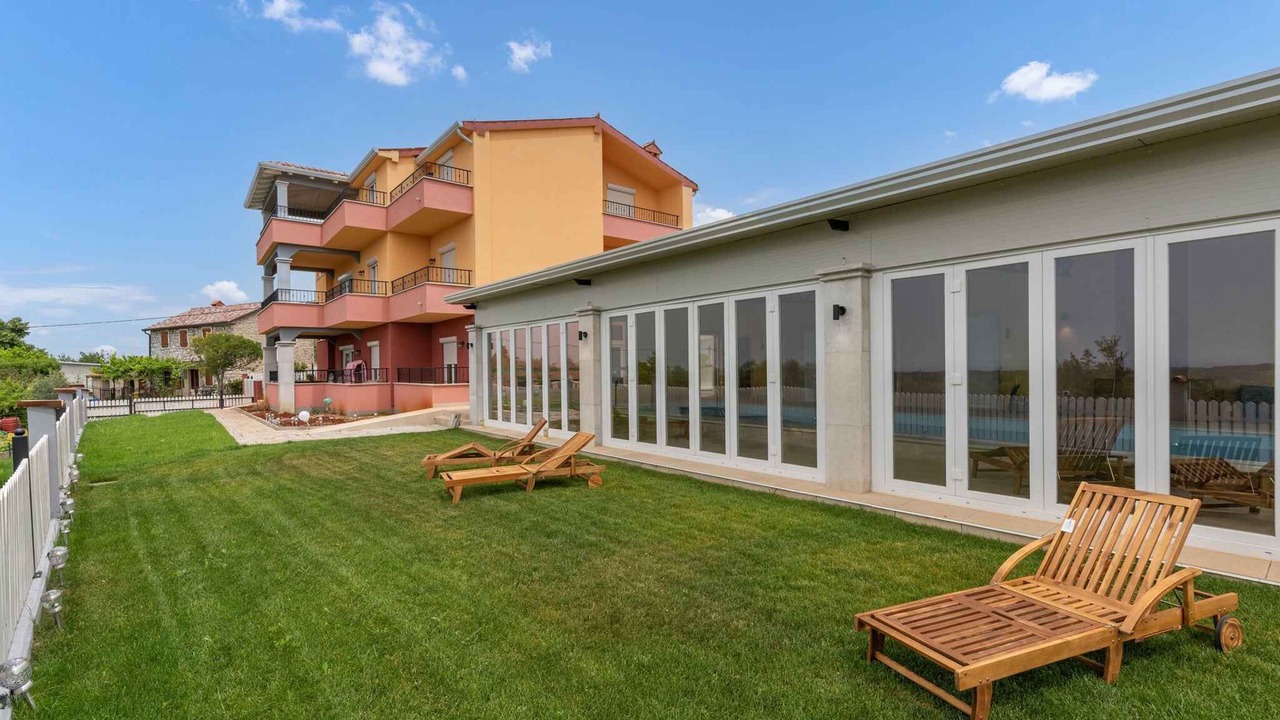 Photo of Outdoor in Materada