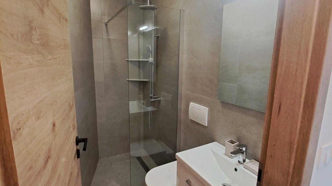 Photo of Bathroom in Brsec