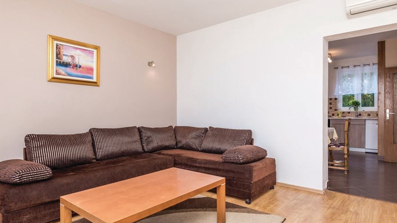 Photo of Livingroom in Brsec