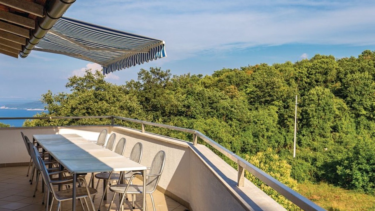 Photo of Patio Balcony in Brsec
