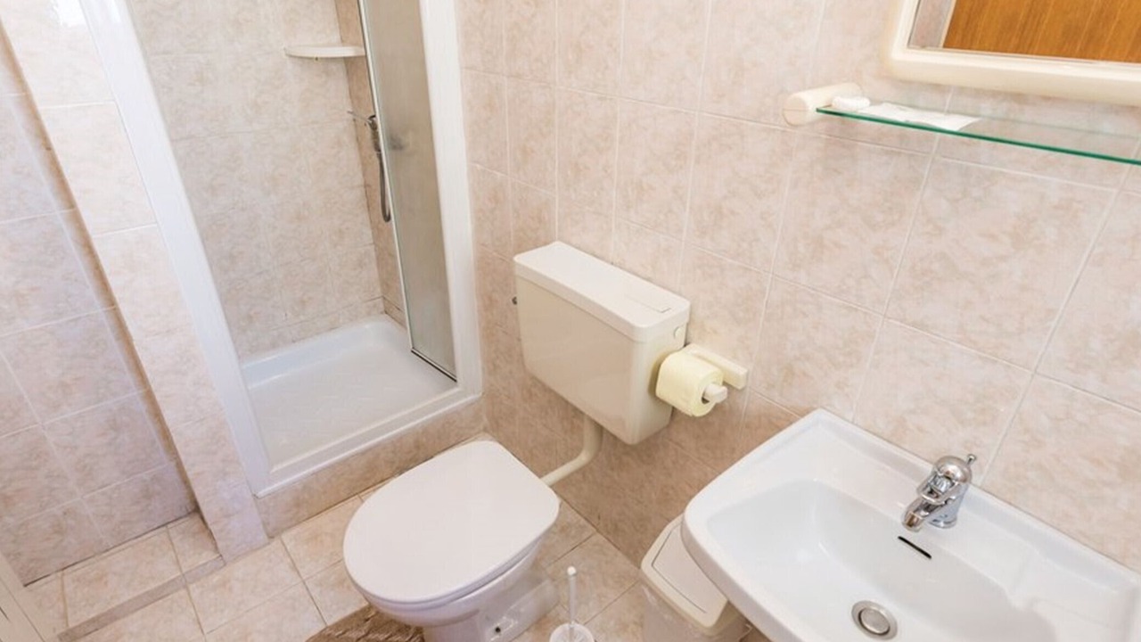 Photo of Bathroom in Brsec