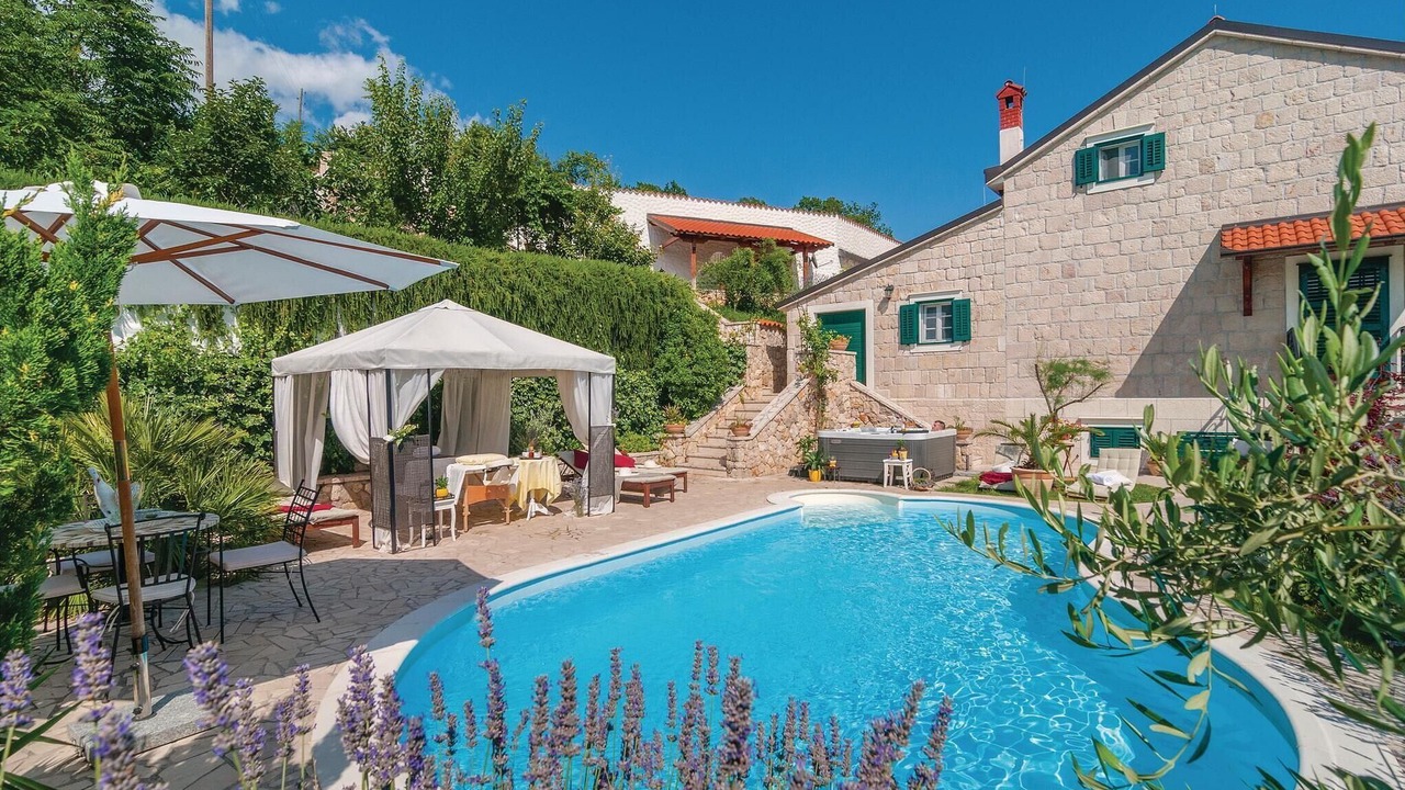 Photo of Outdoor in Sinj