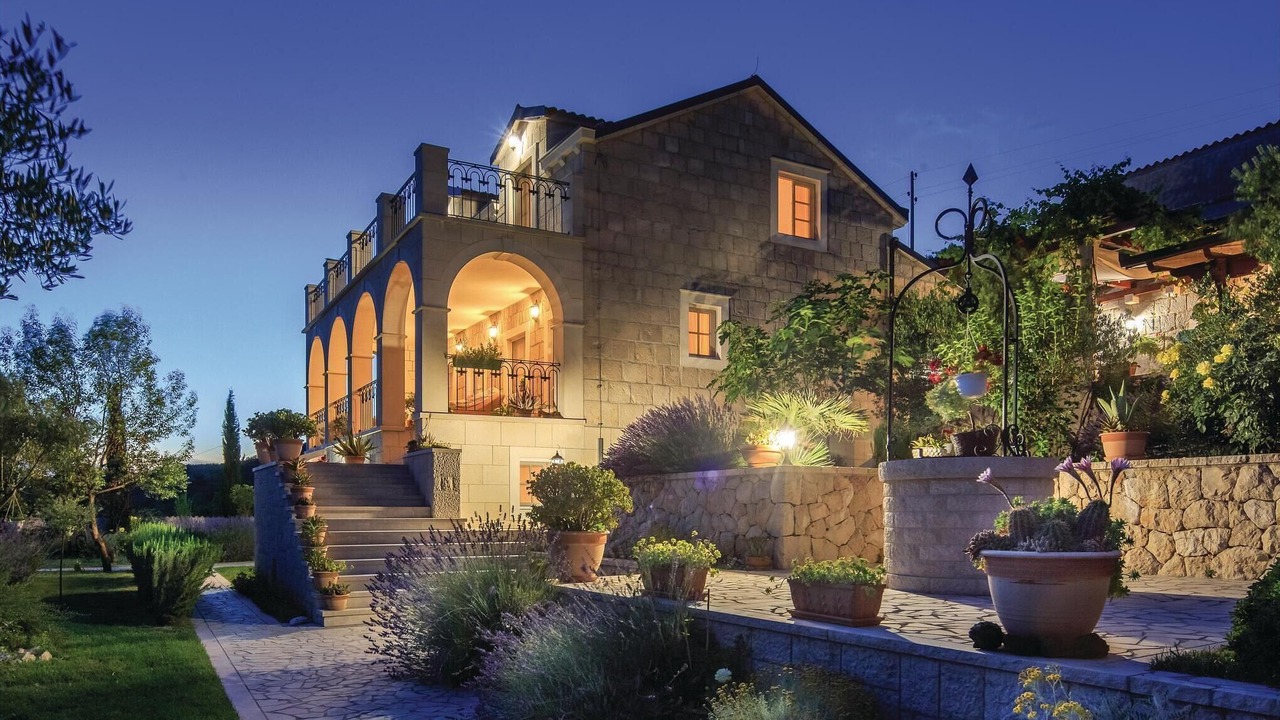 Photo of Outdoor in Sinj