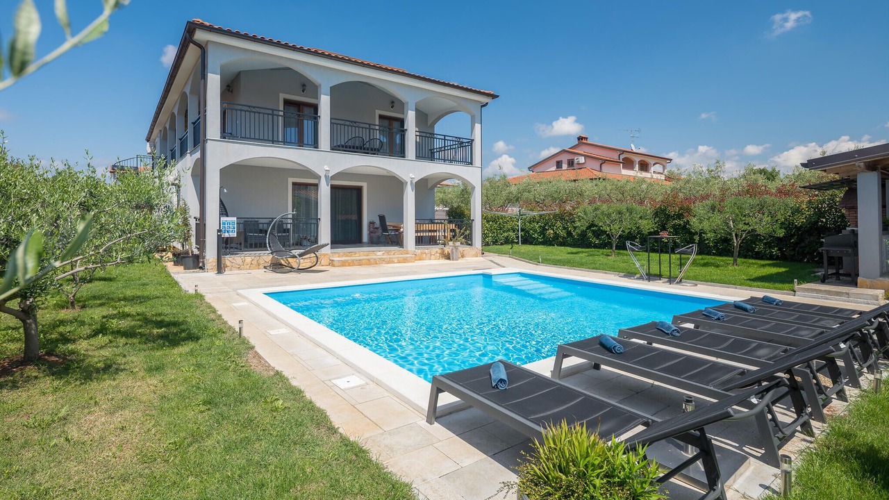 Photo of Outdoor in Vrvari