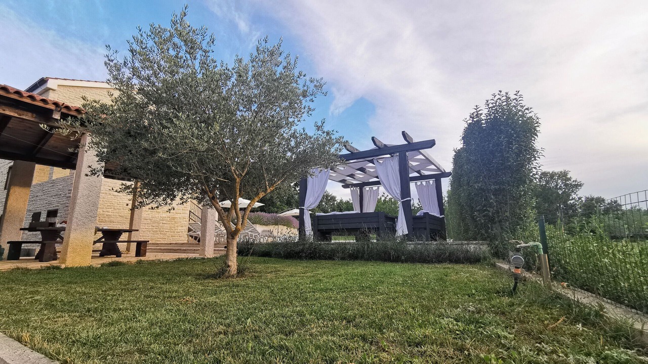 Photo of Outdoor in Lovinac