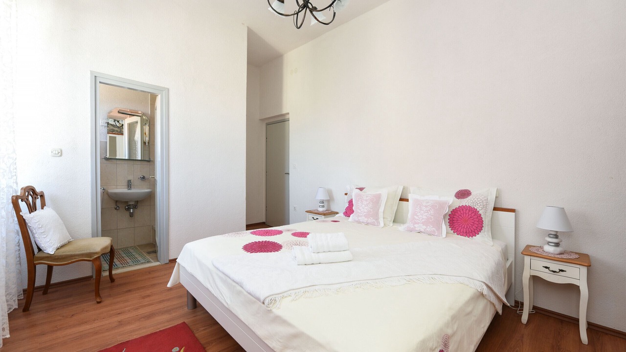 Photo of Bedroom in Smilcic