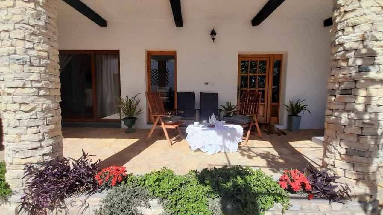 Photo of Patio Balcony in Pakostane