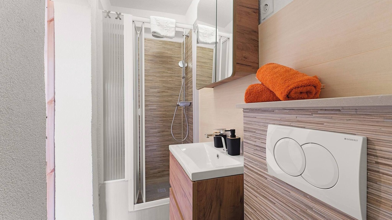 Photo of Bathroom in Kukljica