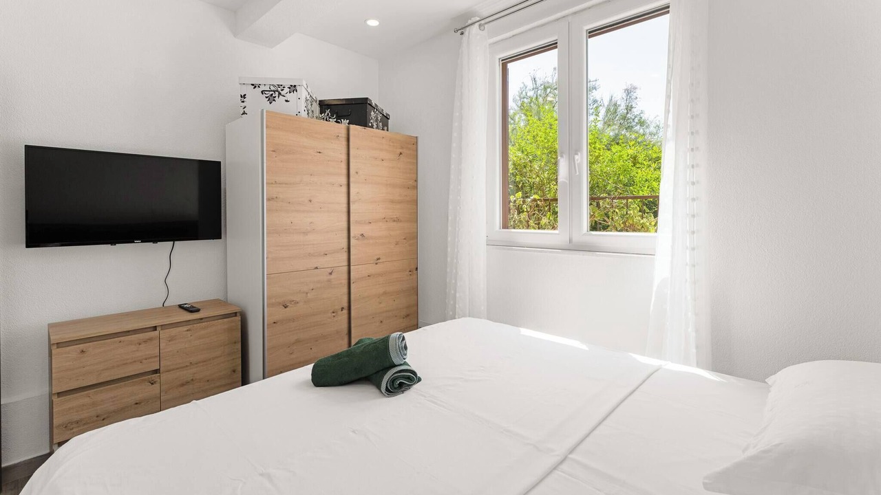 Photo of Bedroom in Kukljica