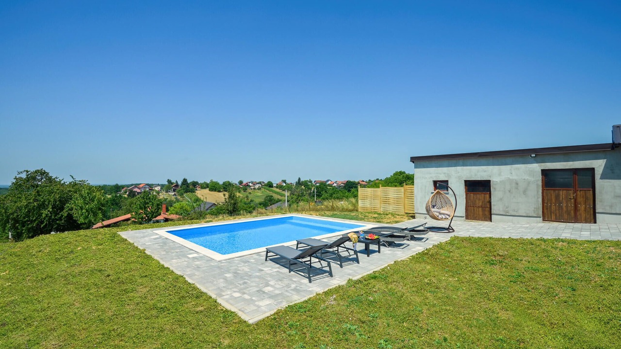 Photo of Outdoor in Popovaca