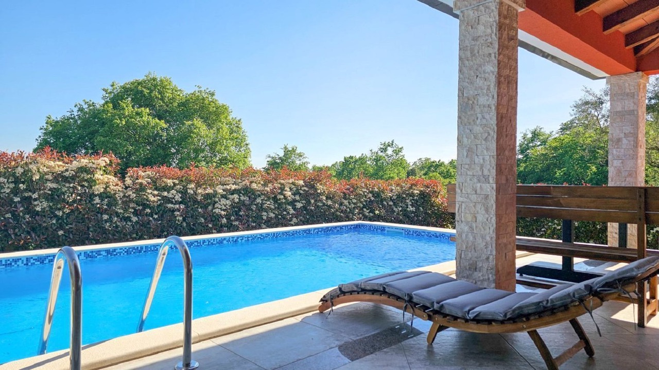 Photo of Outdoor in Karigador