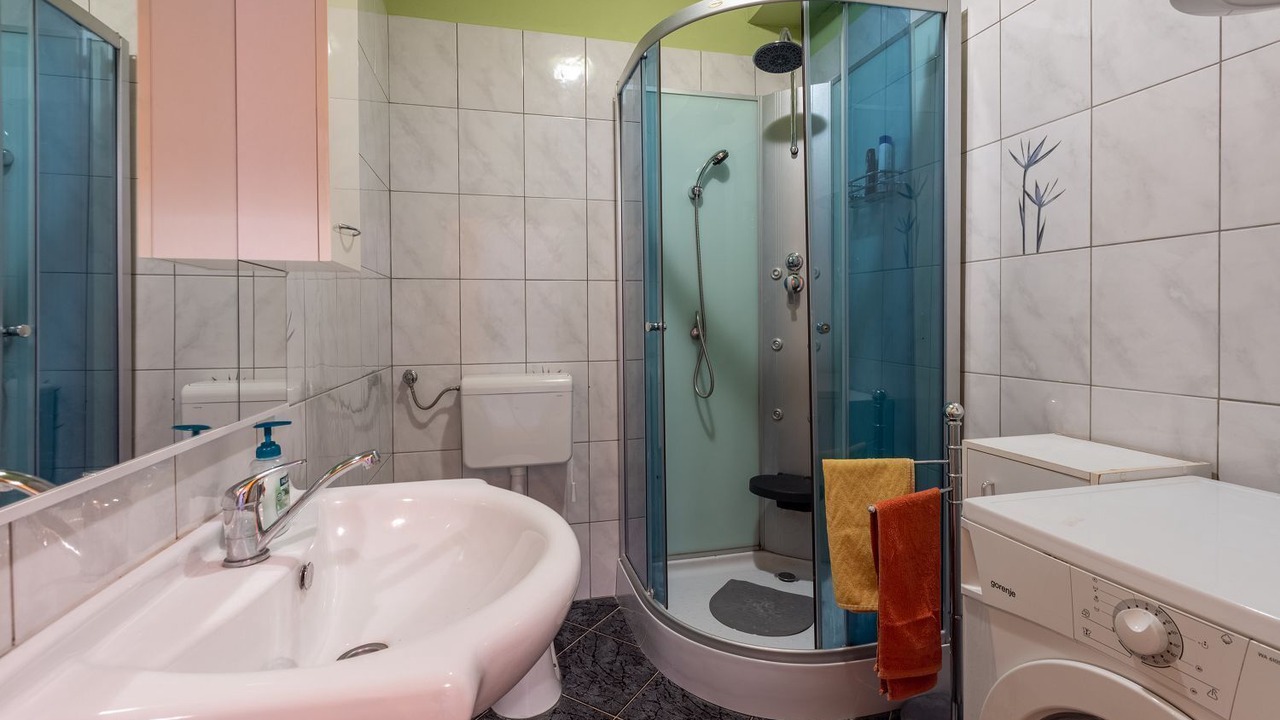 Photo of Bathroom in Grizane