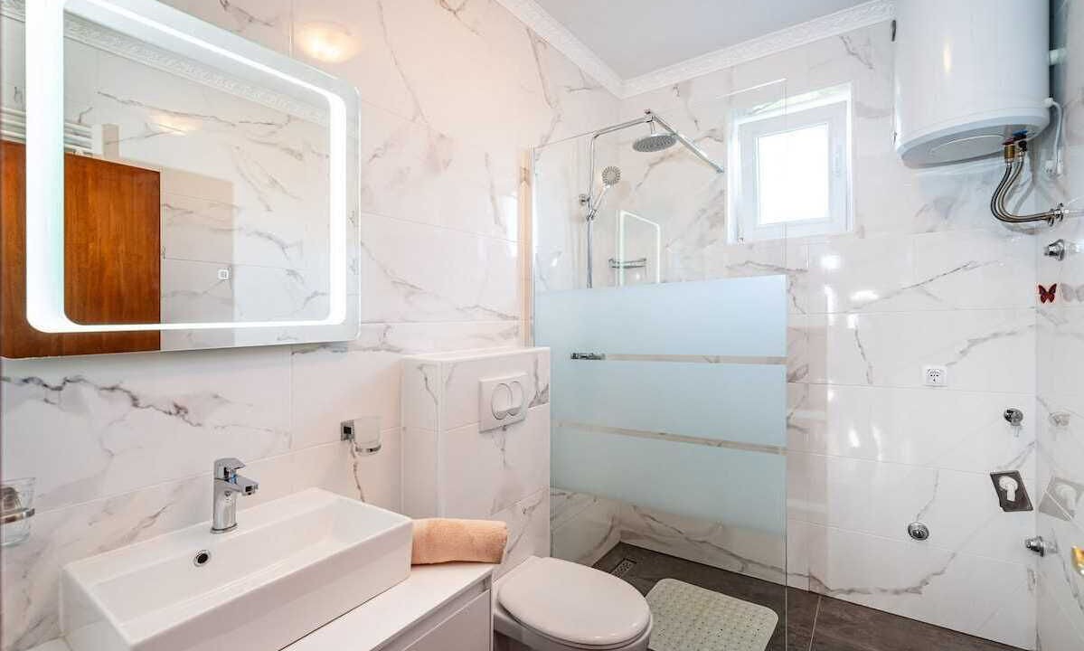 Photo of Bathroom in Suhovare