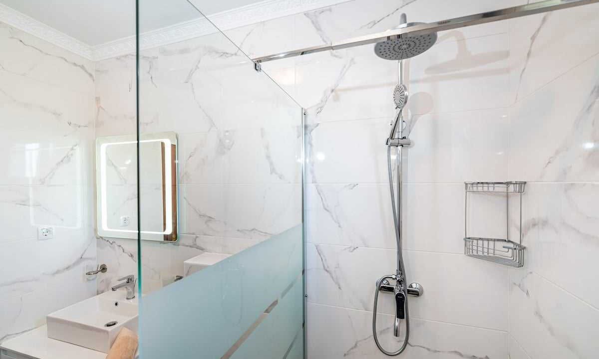 Photo of Bathroom in Suhovare
