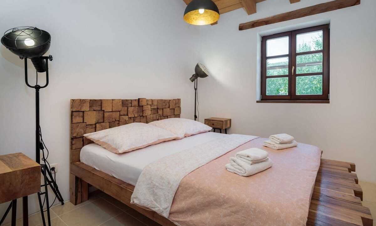 Photo of Bedroom in Seget