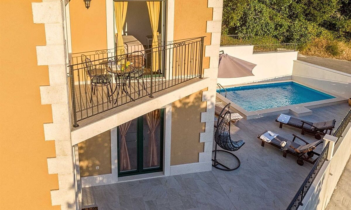 Photo of Patio Balcony in Makarska