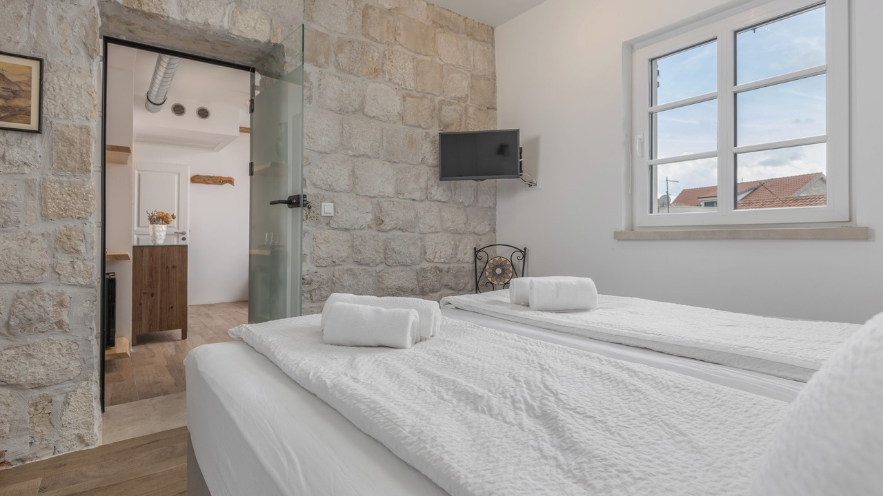 Photo of Bedroom in Makarska Old Town