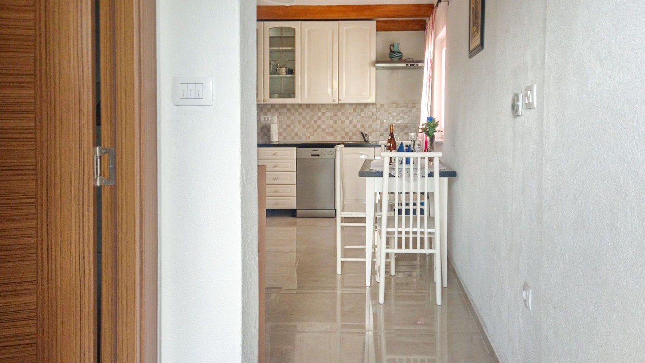 Photo of Bedroom in Jurdani