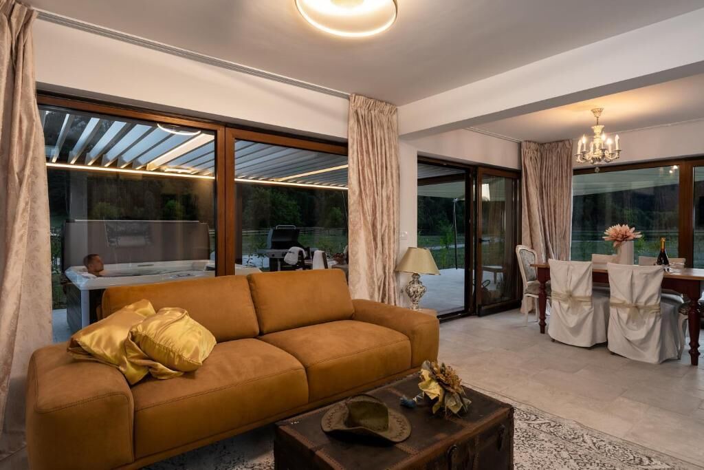 Photo of Livingroom in Lic