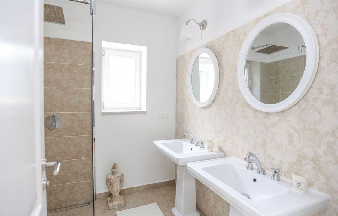 Photo of Bathroom in Stifanici