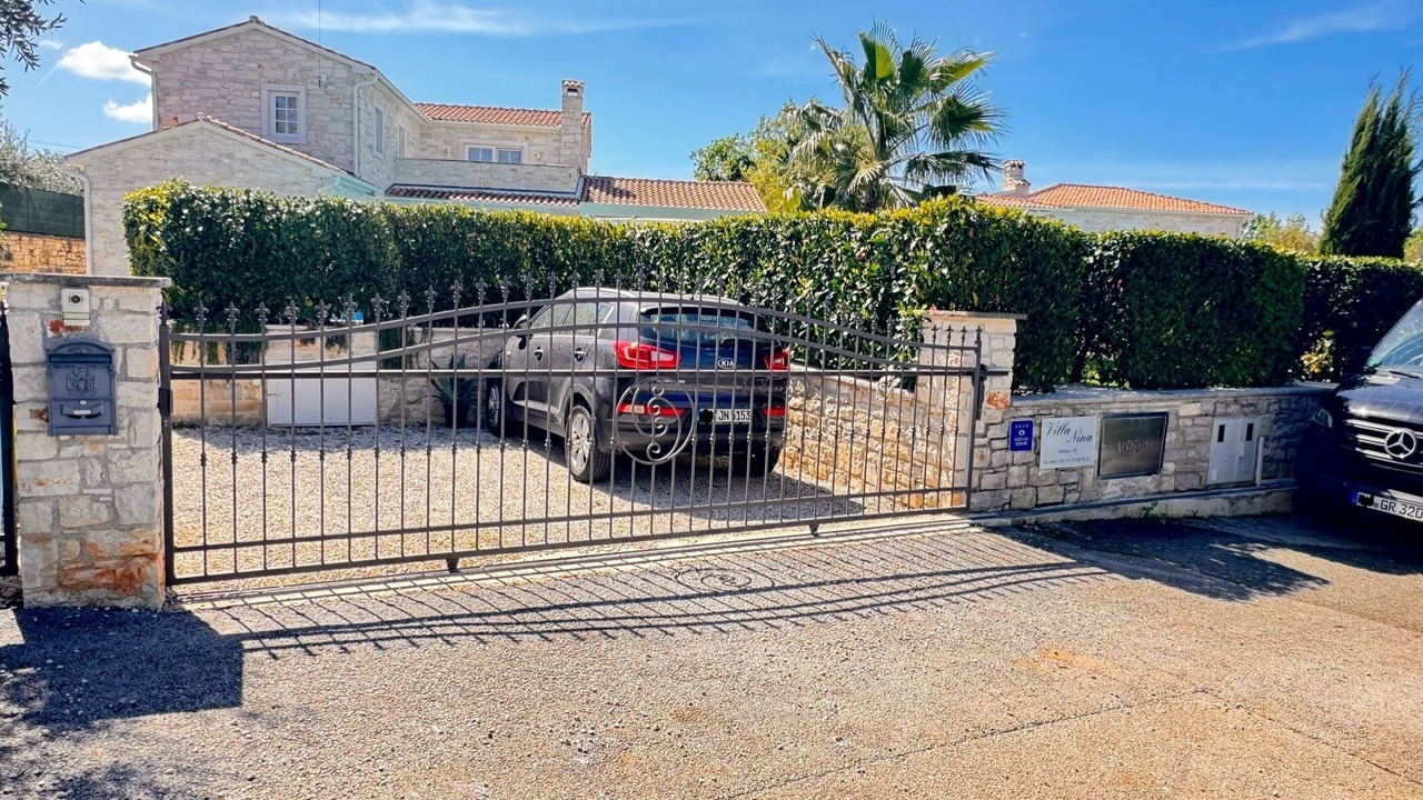Photo of Outdoor in Stifanici