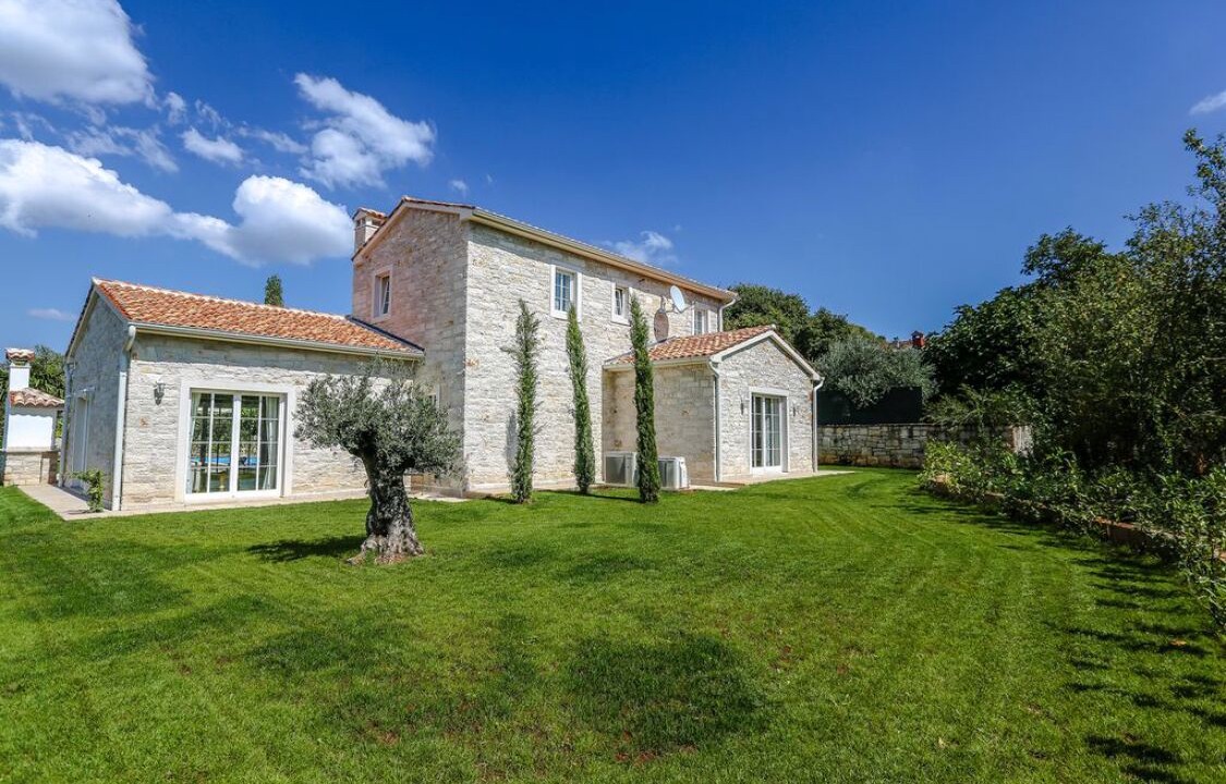 Photo of Outdoor in Stifanici