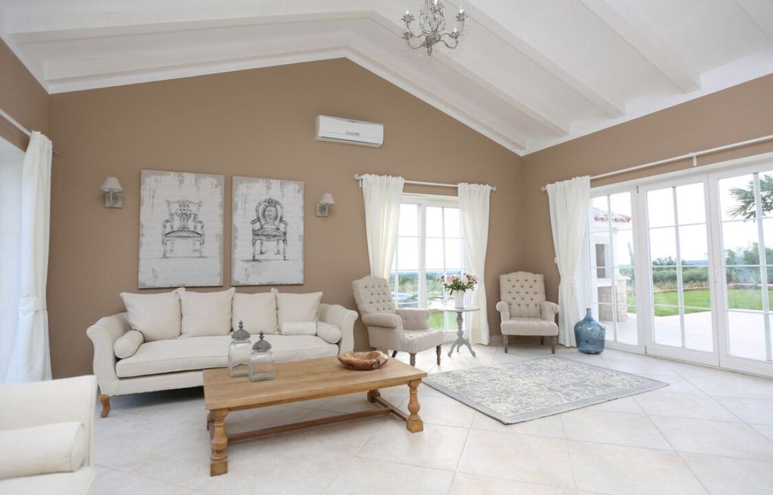Photo of Livingroom in Stifanici