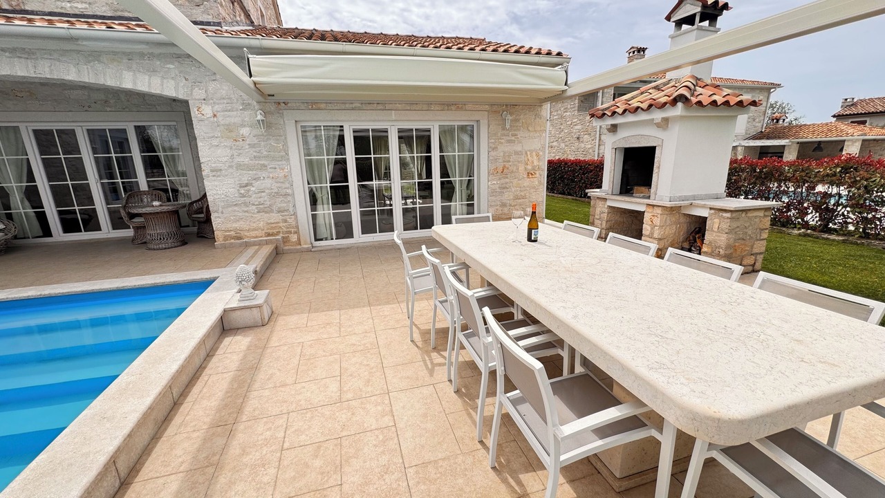 Photo of Outdoor in Stifanici