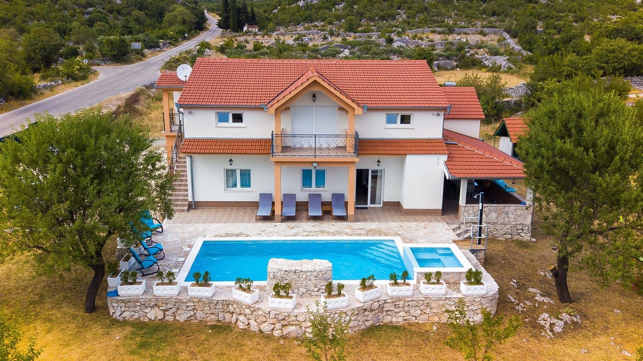 Photo of Outdoor in Lecevica