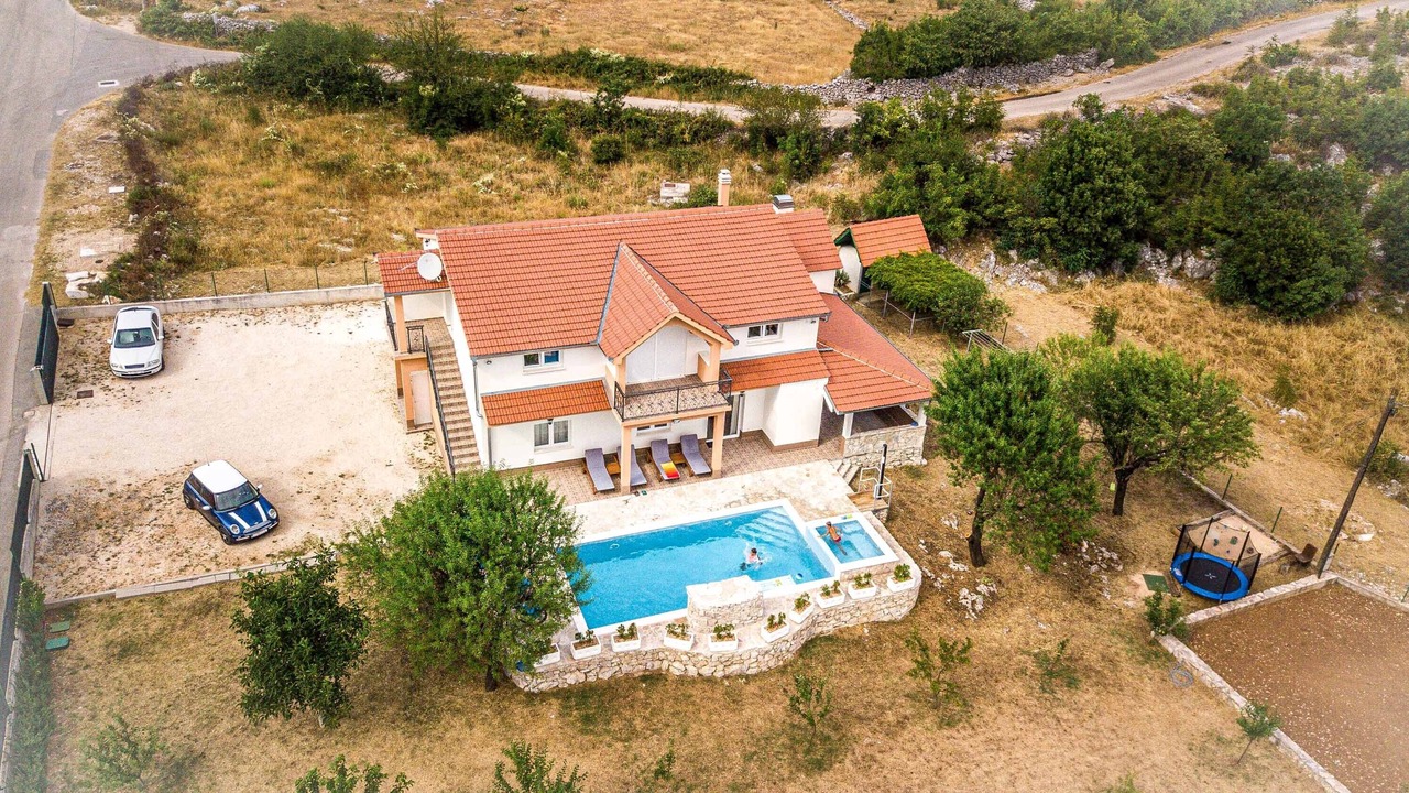 Photo of Outdoor in Lecevica