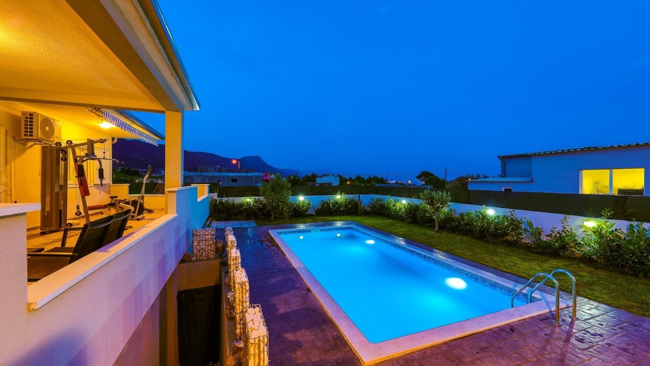 Photo of Outdoor in Rudine