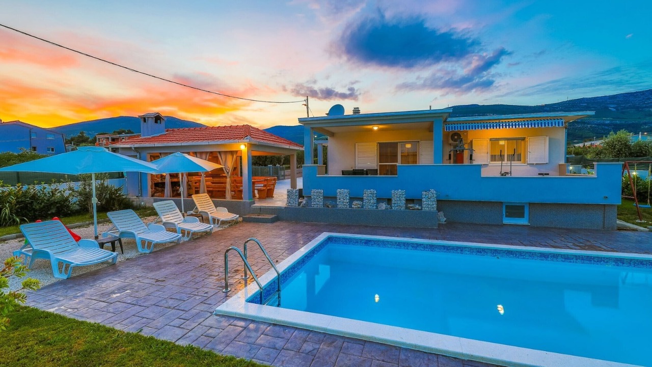 Photo of Outdoor in Rudine