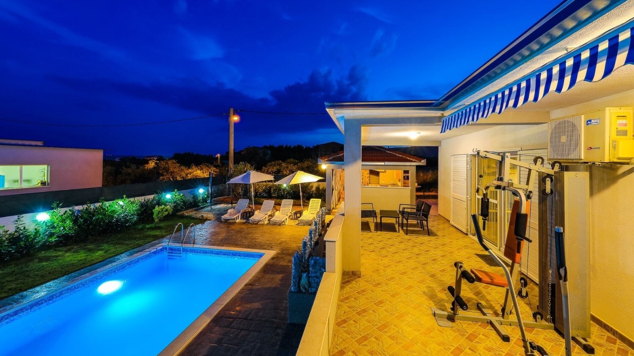 Photo of Outdoor in Rudine