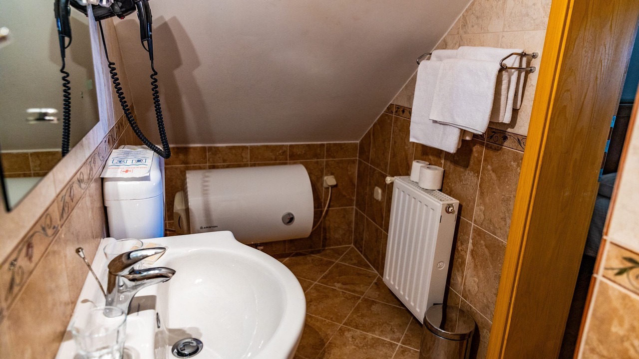 Photo of Bathroom in Draz