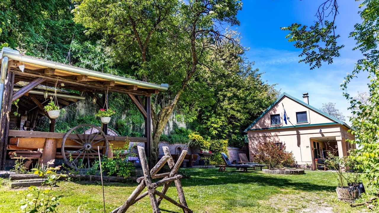 Photo of Outdoor in Draz