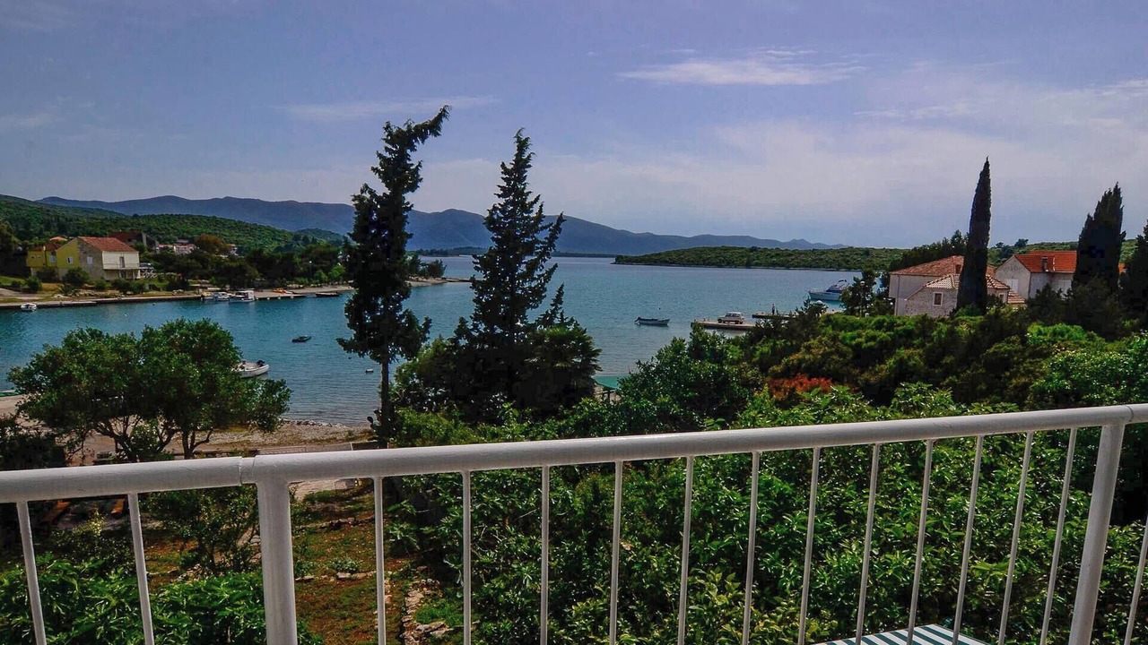 Photo of Outdoor in Loviste