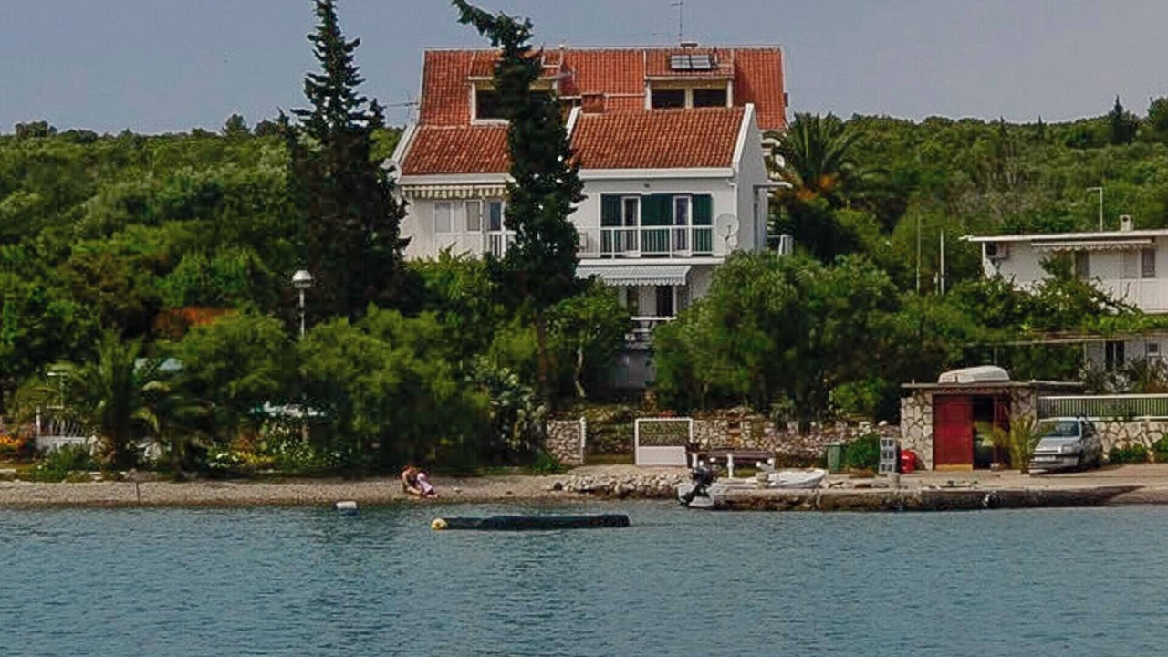 Photo of Outdoor in Loviste