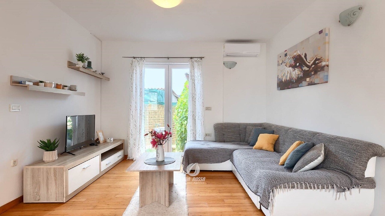 Photo of Livingroom in Sikici