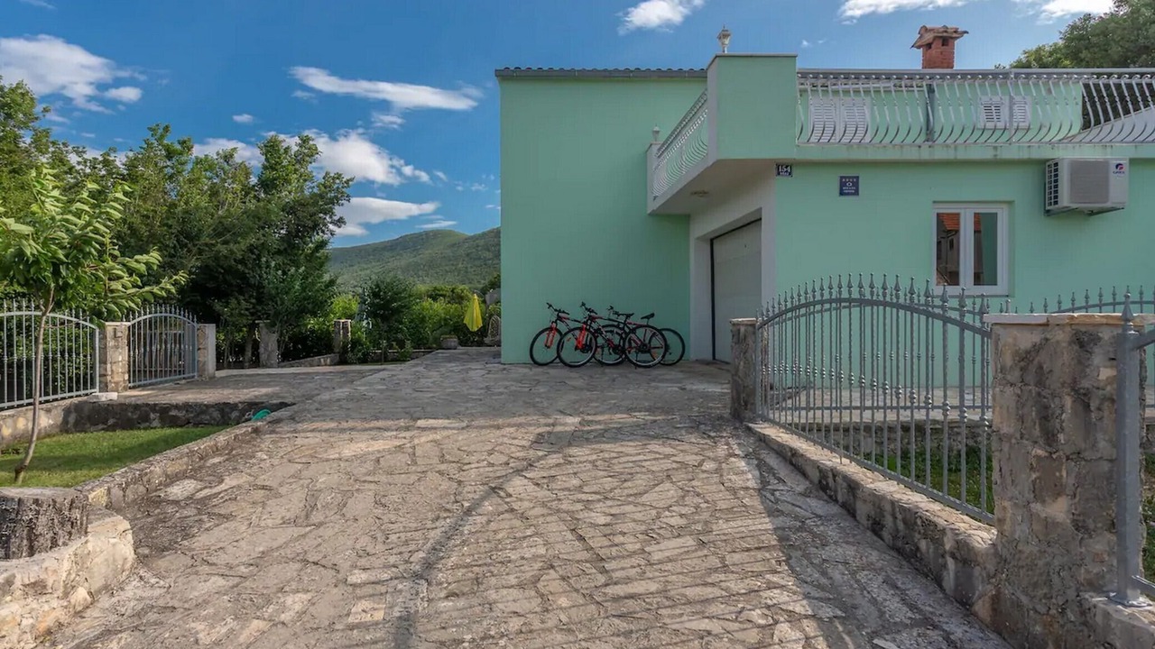 Photo of Outdoor in Dicmo
