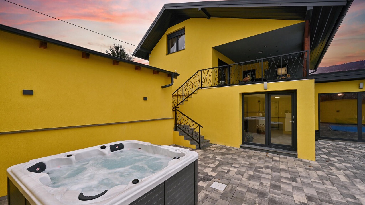 Photo of Outdoor in Kapela