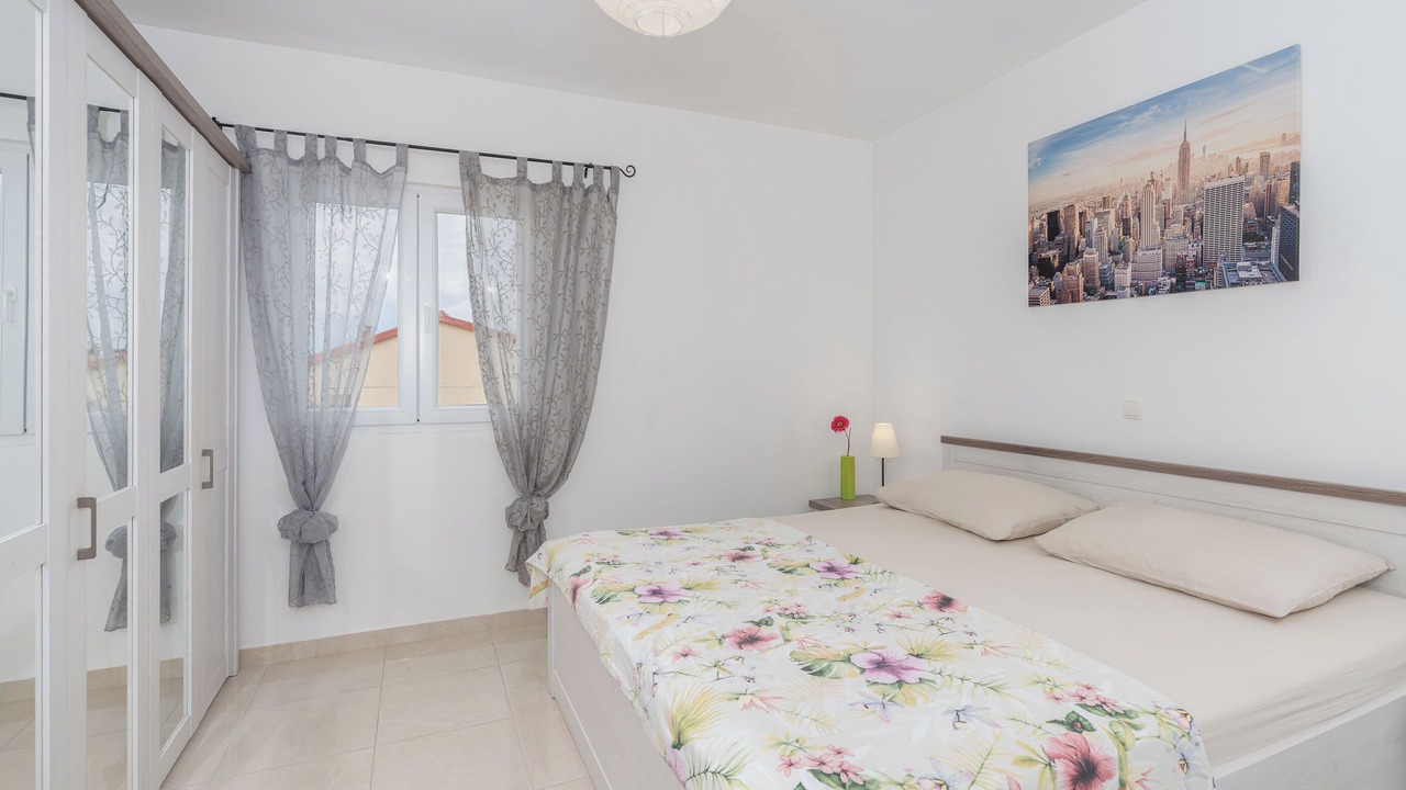 Photo of Bedroom in Rtina